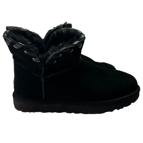 UGG Aidah Boots Women 9 Short Black Suede Leather Wool Lined Winter Comfy - Picture 4 of 11